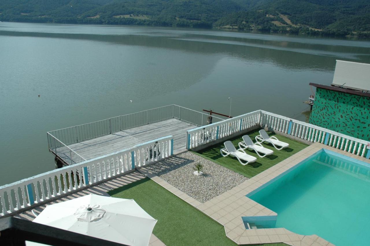 Casa Yuppy Du Daire Ieşelniţa Dış mekan fotoğraf